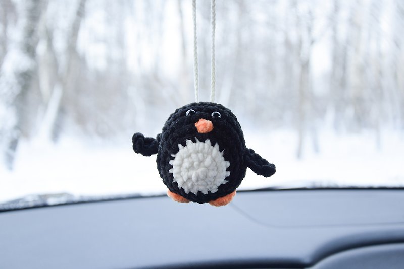 penguin plush worry pet, penguin car charm, penguin hanging decor gift - 玩偶/公仔 - 绣线 黑色