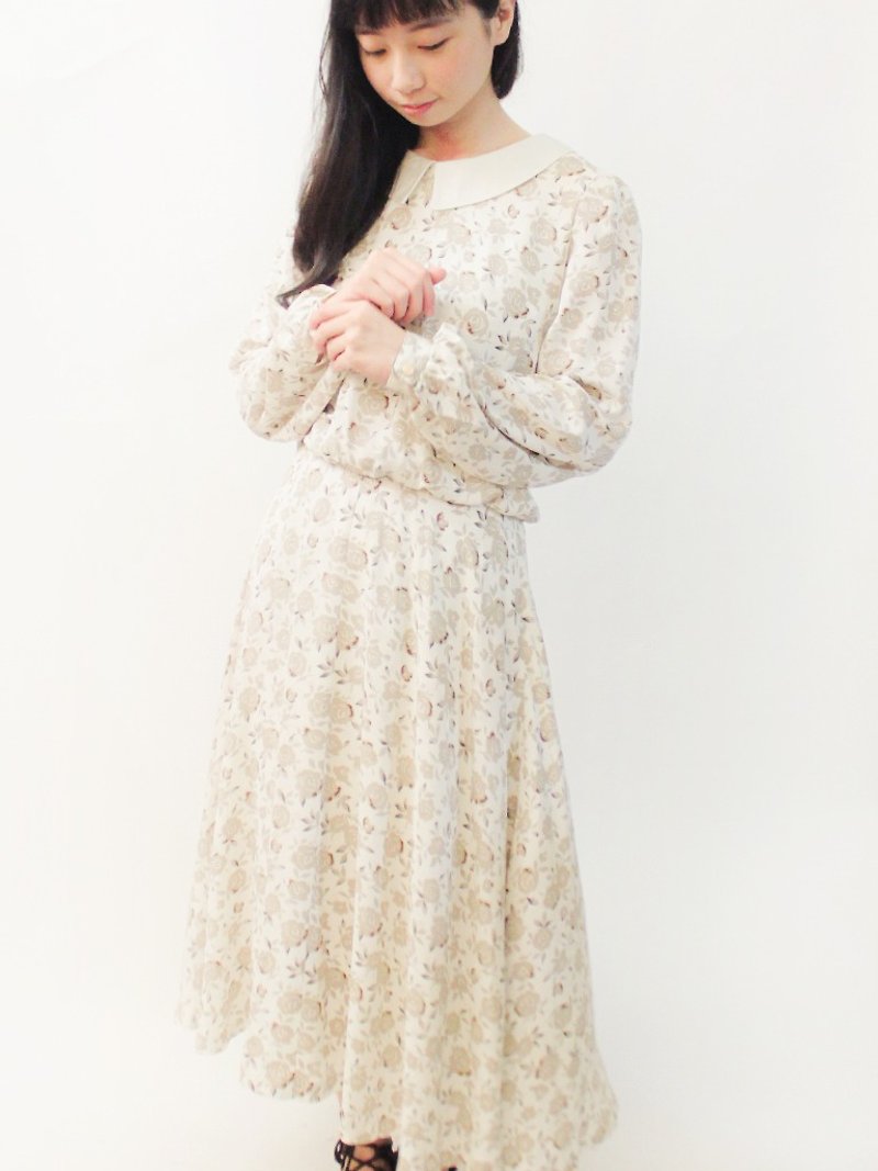 复古早春日本制甜美可爱翻领花朵米白色长袖古着洋装 - 洋装/连衣裙 - 聚酯纤维 黄色