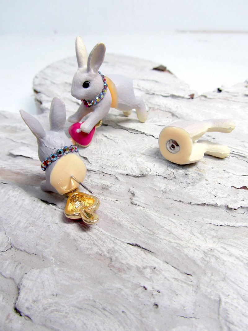 TBL 白色分体兔子耳环 耳钉 片耳 兔头 兔屁股 可爱 萌系 森林系 - 耳环/耳夹 - 塑料 银色