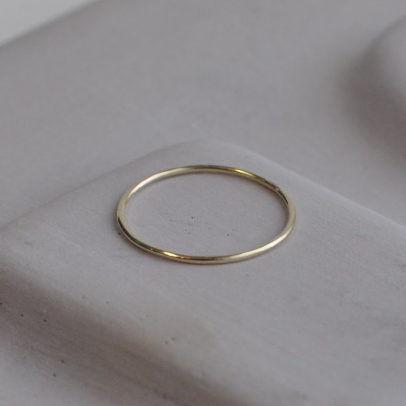 Thin and simple gold ring k10 0.8mm in diameter