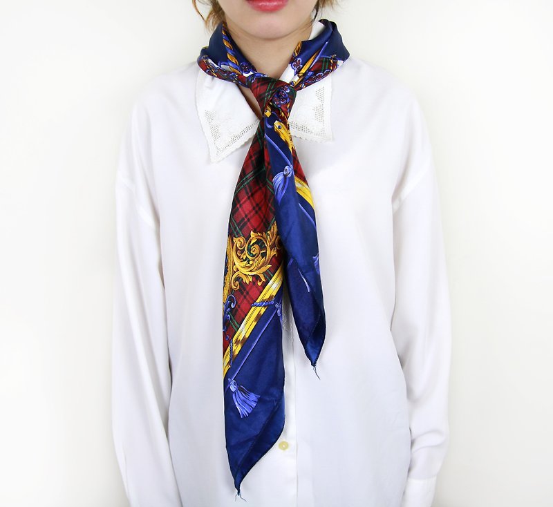 Back to Green::古典丝巾 苏格兰纹 马术 vintage scarf (SC-27) - 丝巾 - 丝．绢 