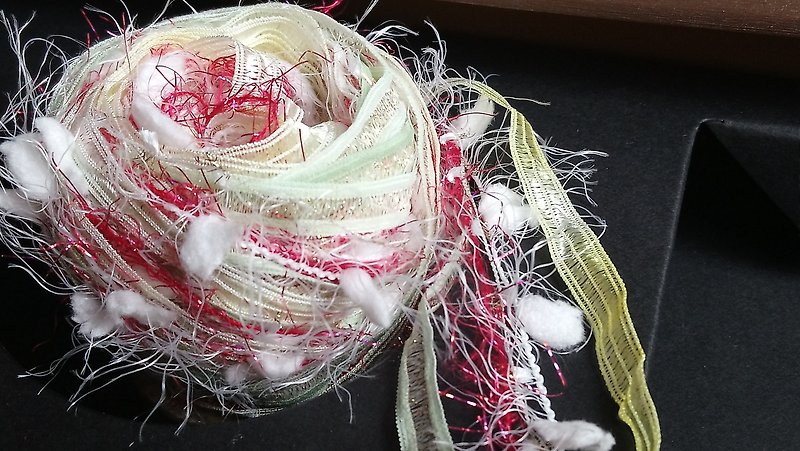 日本纱线　100厘米 - 编织/刺绣/羊毛毡/裁缝 - 聚酯纤维 多色