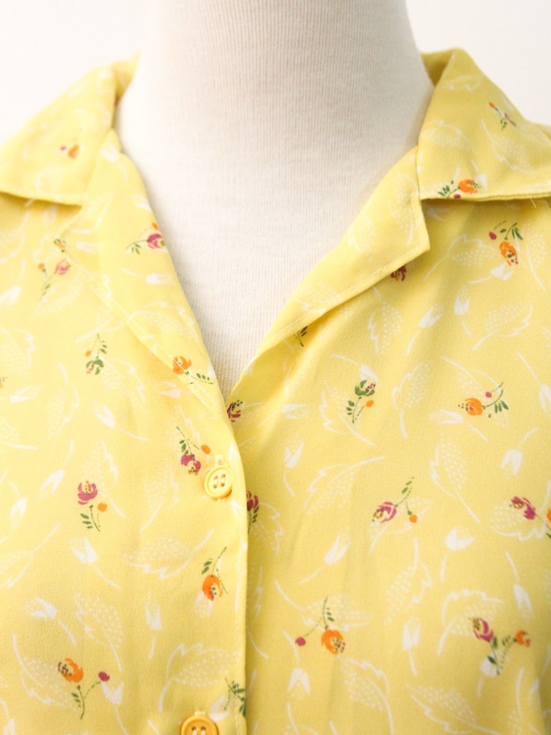 复古日本制甜美可爱小碎花黄色短袖古着衬衫 Vintage Blouse - 女装衬衫 - 聚酯纤维 黄色