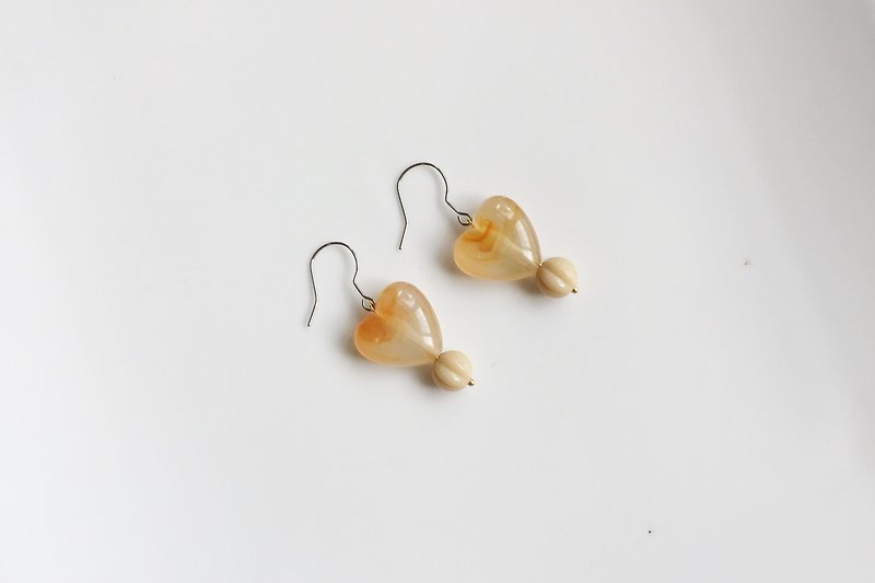 我的爱心奶茶 古董珠造型耳环 - 耳环/耳夹 - 宝石 橘色