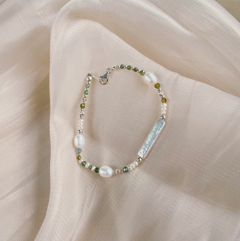 【4色】粼粼 天然石手链 925银饰 绿碧玺 淡水珍珠 定制化饰品 - 手链/手环 - 半宝石 