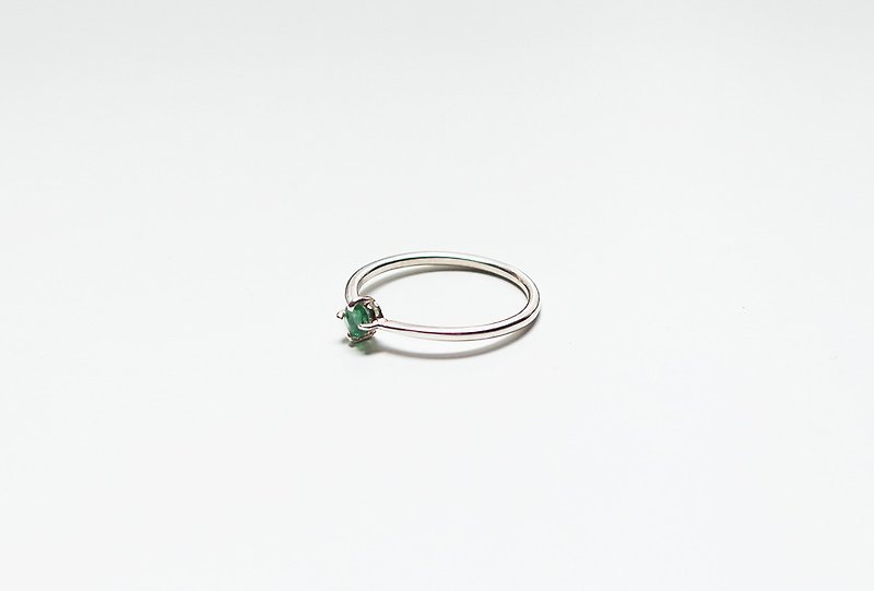 天然石系列 - 祖母绿小银戒 - 戒指 - 其他金属 绿色