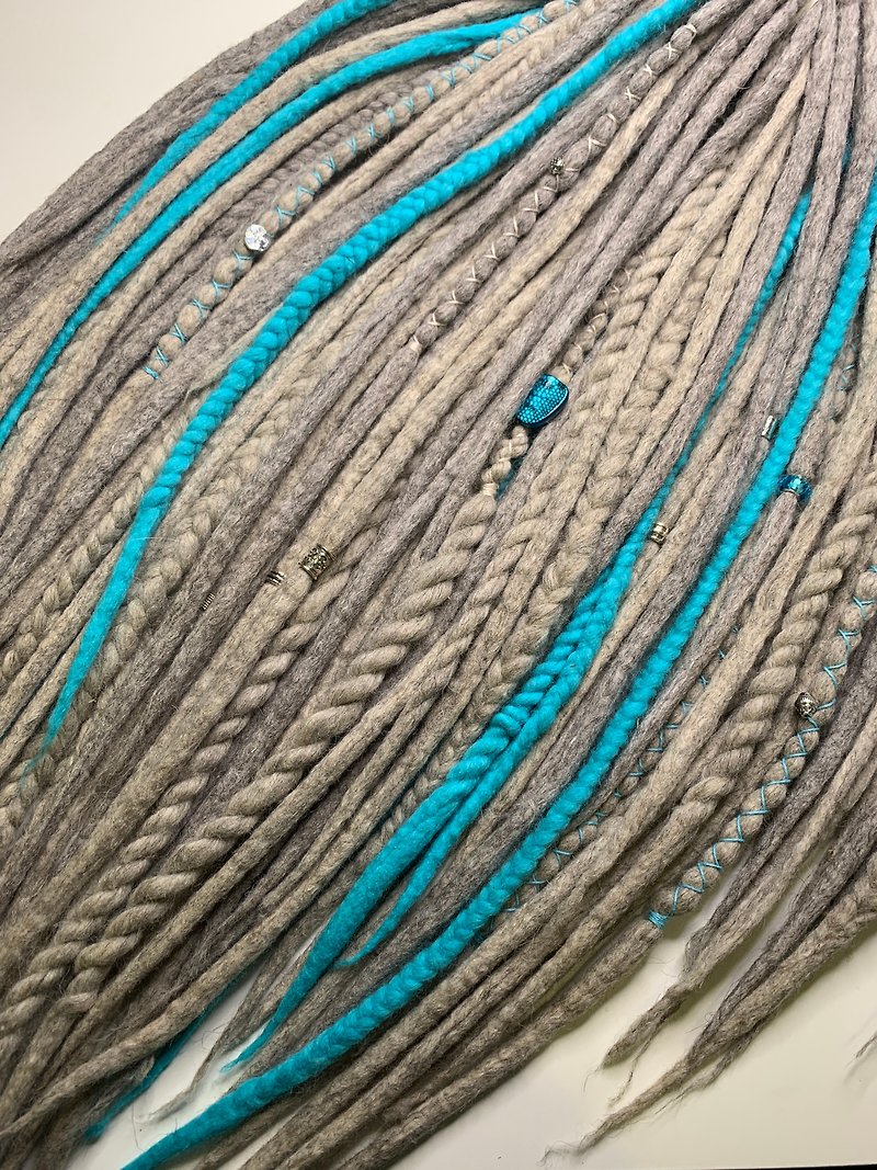 Wool dreads . Grey Sky blue dreadlock extensions Double ended  full set dreads - 发饰 - 其他材质 灰色