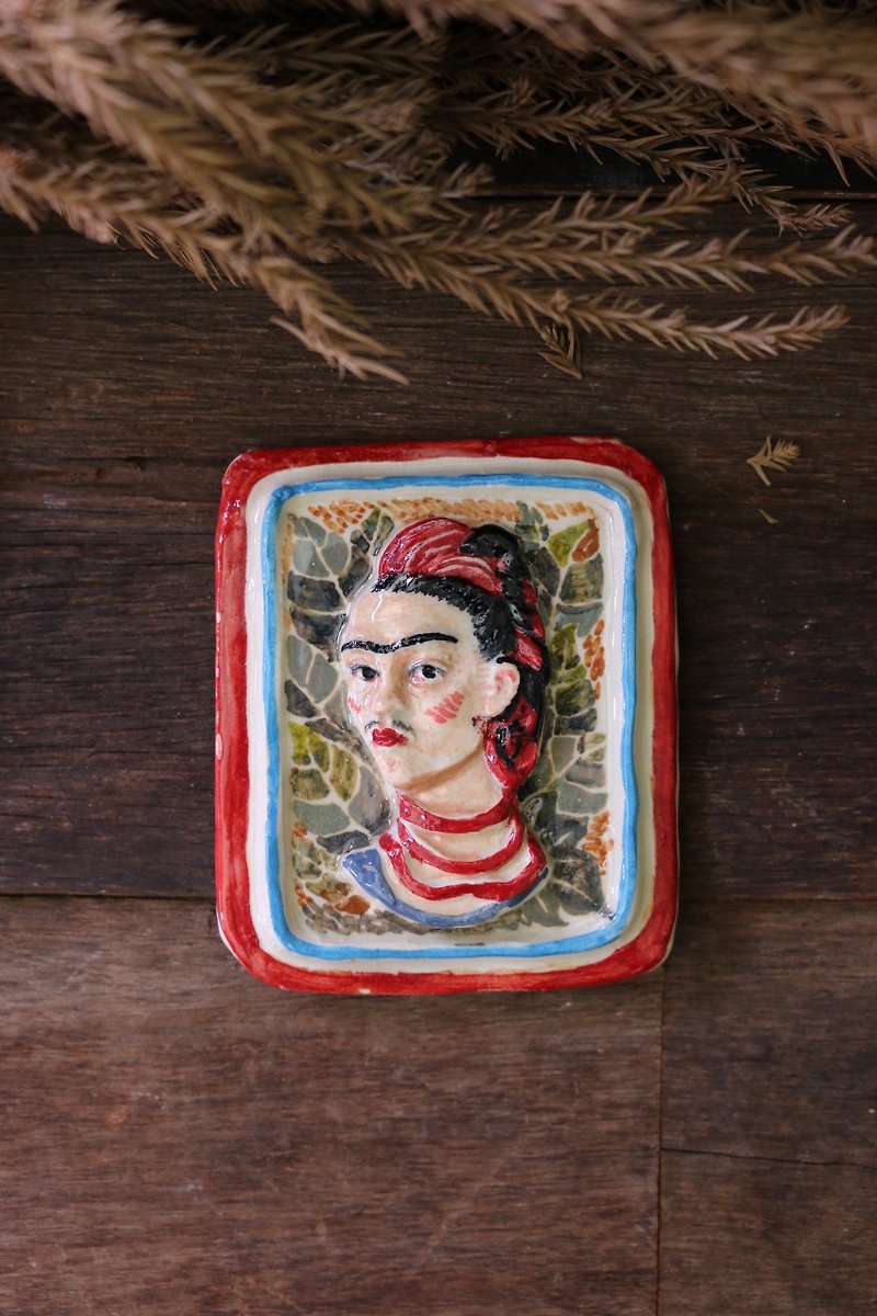 Ceramic Frida Kahlo  - 花瓶/陶器 - 陶 红色