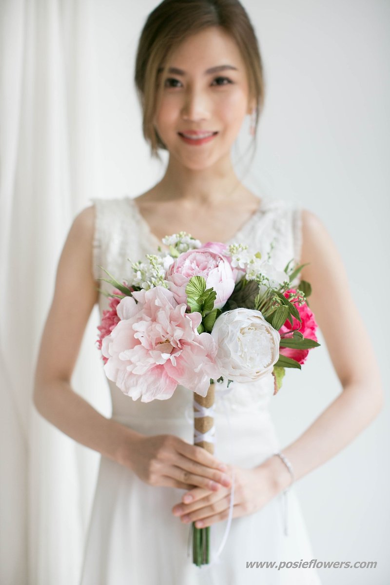 Sassy Pink Peony - Handmade Paper Flower Bridal Bouquet - 木工/竹艺/纸艺 - 纸 粉红色