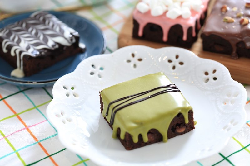 【黑熊先生巧克力布朗尼】宇治抹茶巧克力布朗尼6入 - 蛋糕/甜点 - 新鲜食材 绿色