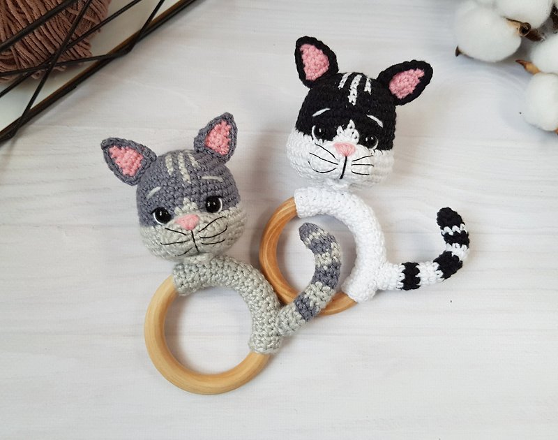 Baby rattle crochet cat pattern, amigurumi cat, cat stuffed animal, kitten toy - 编织/刺绣/羊毛毡/裁缝 - 其他材质 