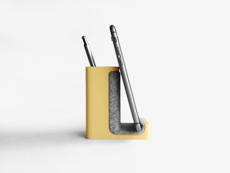 pen and phone holder, pen holder, pen stand, Phone stand, desk organizer - 笔筒/笔座 - 塑料 黄色