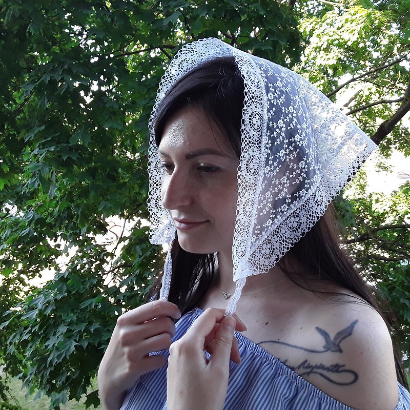 透明蕾丝头巾，带领带的三角头巾，夏季发巾手工制作 - 帽子 - 聚酯纤维 白色