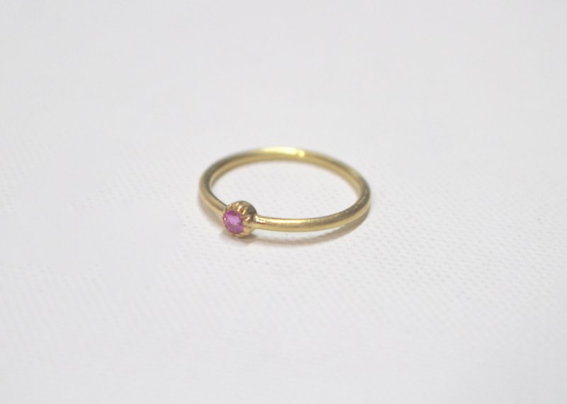 ピンクトルマリンのシルバーリング  ゴールド色 - 戒指 - 纸 粉红色