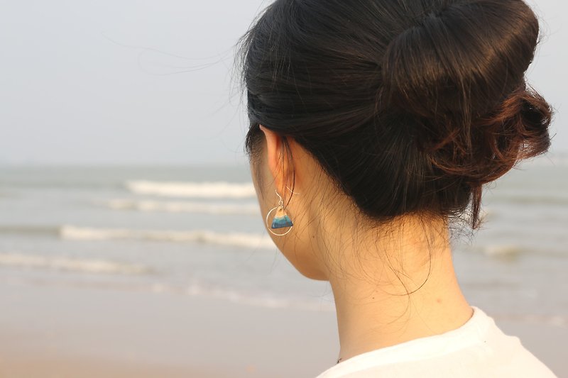 蓝色海洋系列三角陶瓷耳环耳夹纯银 - 耳环/耳夹 - 陶 蓝色