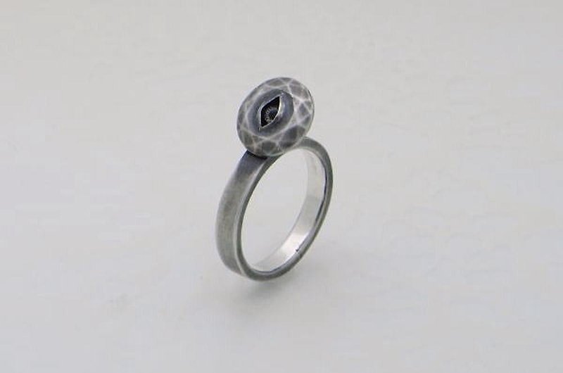 stare stone ring_1 (s_m-R.46) 銀 玻 戒指 指环 眼 睛 目 jewelry sterling silver glass eye - 戒指 - 纯银 银色