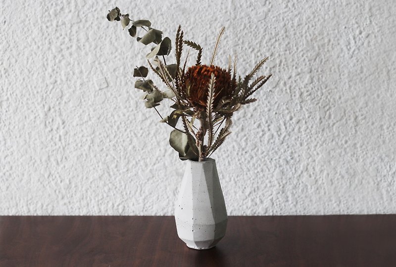水滴 | 水泥几何花器 干燥花瓶 空凤架 (可加购干燥花) - 花瓶/陶器 - 水泥 灰色