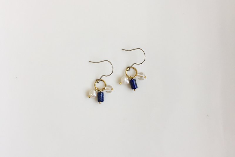 蓝天使 天然石黄铜造型耳环 - 耳环/耳夹 - 宝石 蓝色