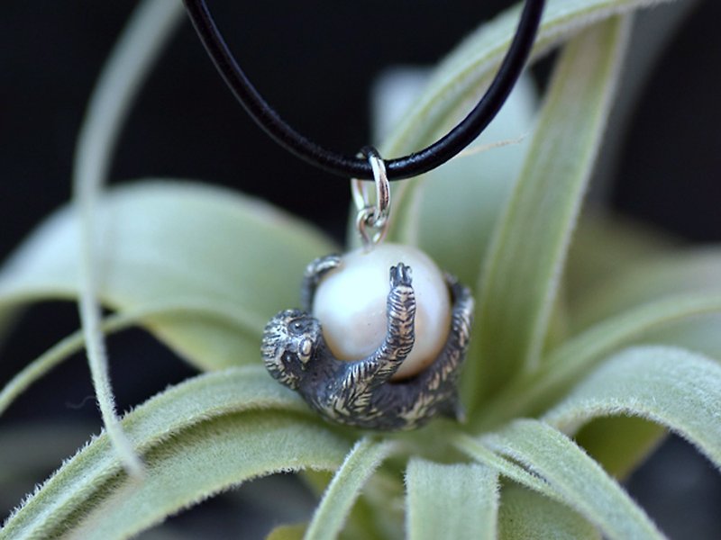 Sloth-life sloth ball pendant with freshwater pearl leather strap necklace