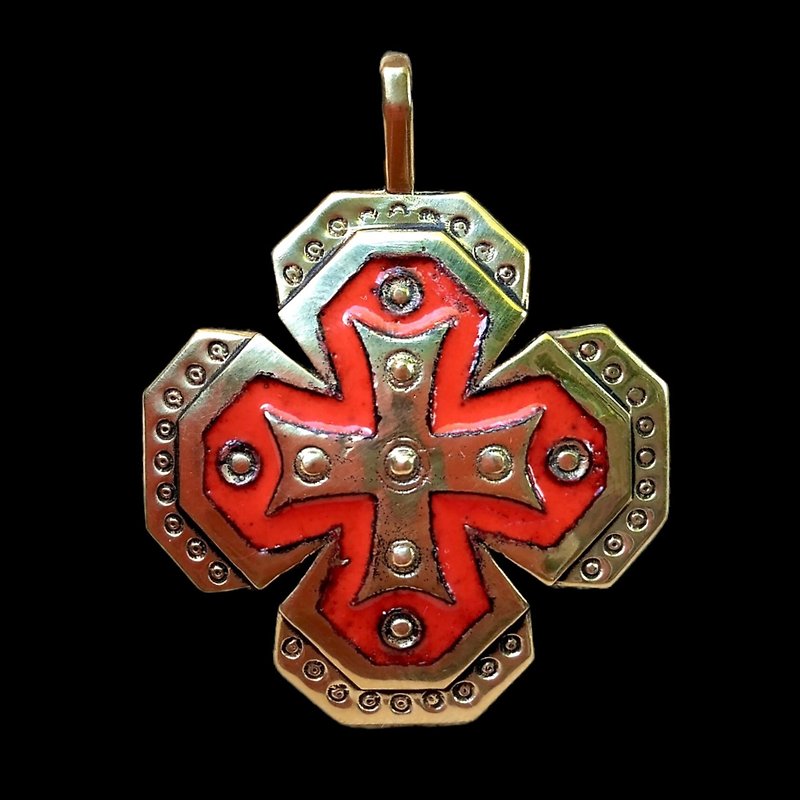 Red brass cross necklace pendant,Vintage Brass Cross,Maltese cross necklace - 吊饰 - 铜/黄铜 红色