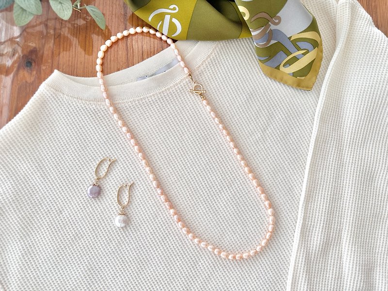14Kgf 桜色のロングネックレス 少し大きめ 淡水パール  Fresh Water Pearl long necklace　Sakura peach - 项链 - 其他材质 粉红色