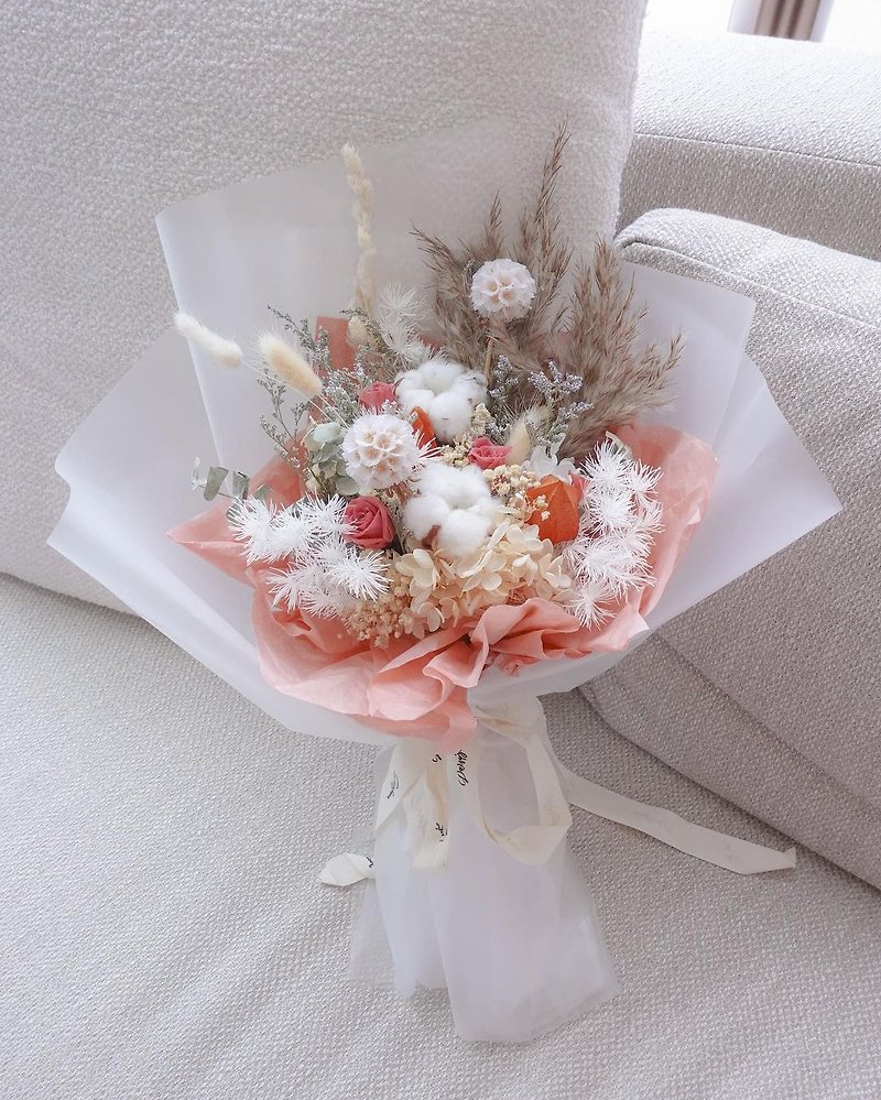 韩式干花花束 | 情人节 | 毕业感恩花束 | 毕业祝福 | 保鲜 - 干燥花/捧花 - 植物．花 粉红色