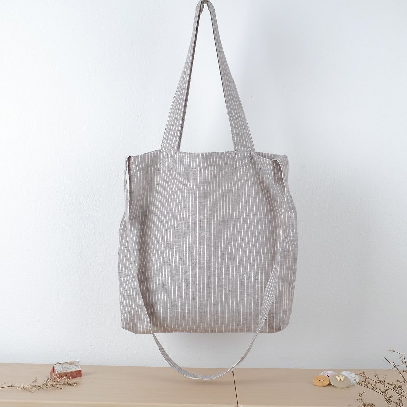 Grey and White Striped Linen Tote Bag - 侧背包/斜挎包 - 棉．麻 灰色