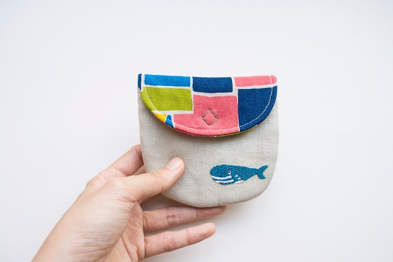 Whale Embroidered Linen Wee Pouch - 零钱包 - 棉．麻 多色