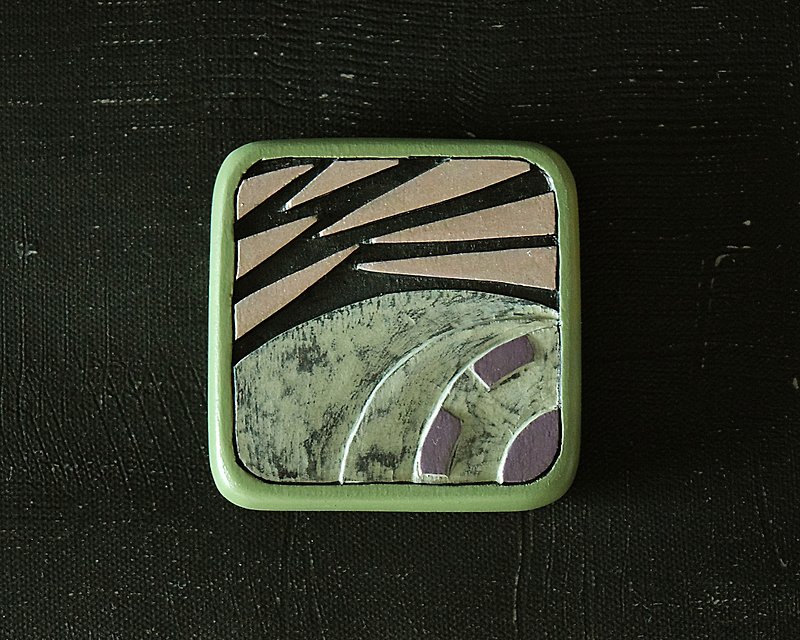 Abstract Hand Painted Wood Pocket Mirror (cloud) Night color - 彩妆刷具/镜子/梳子 - 木头 多色