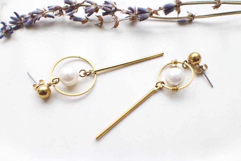 圈圈-施华洛世奇水晶珍珠 黄铜耳环-针式 夹式 - 耳环/耳夹 - 其他金属 金色