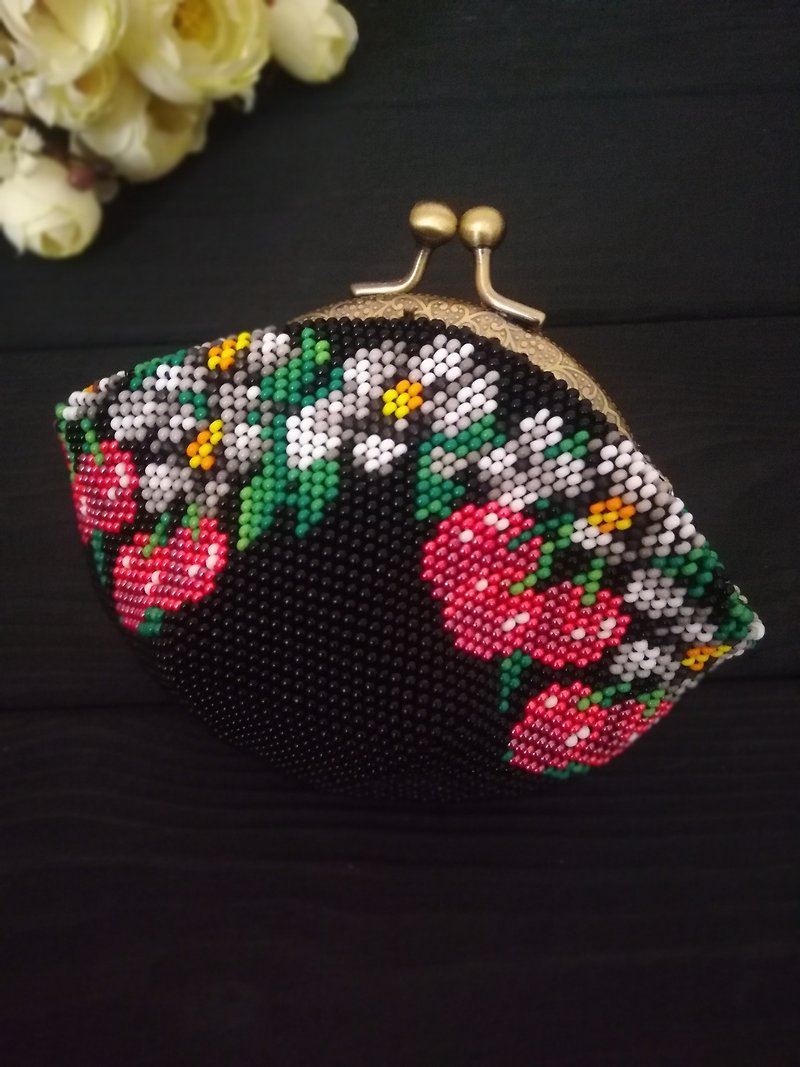 Beaded Wallet , Ladies' Wallet , Cute Purse with a bow for coins - 零钱包 - 其他材质 黑色