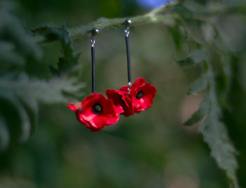 Red poppy earrings Polymer clay earrings Flower earrings - 耳环/耳夹 - 其他材质 红色