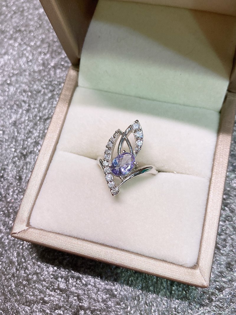 丹泉石 坦桑石 现代感 戒指 印度制 925纯银 - 戒指 - 宝石 紫色