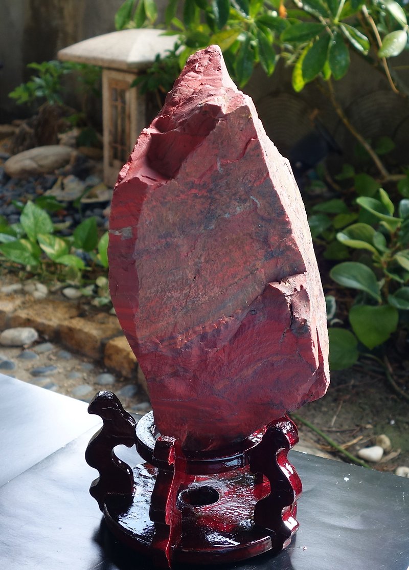 台湾总统石3830公克 三江鸡血石 大型摆件 原矿摆件 居家风水磁场 - 摆饰 - 玉石 红色