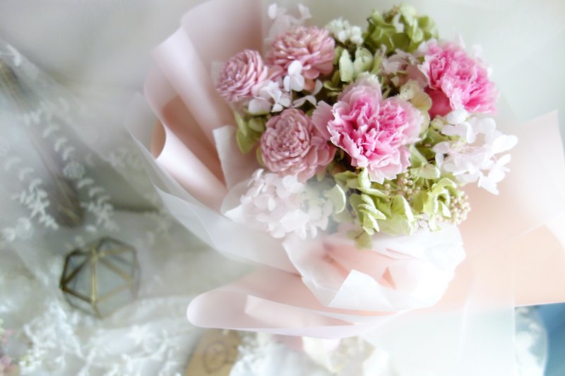母亲节花束 韩式花束 亲爱的妳 - 干燥花/捧花 - 植物．花 