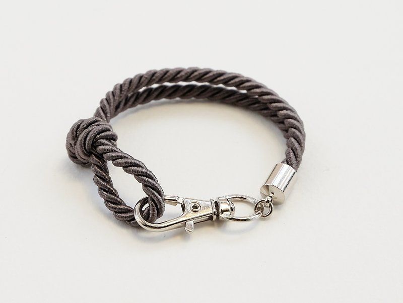 Silver clip bracelet in dark gray color - 手链/手环 - 其他材质 灰色