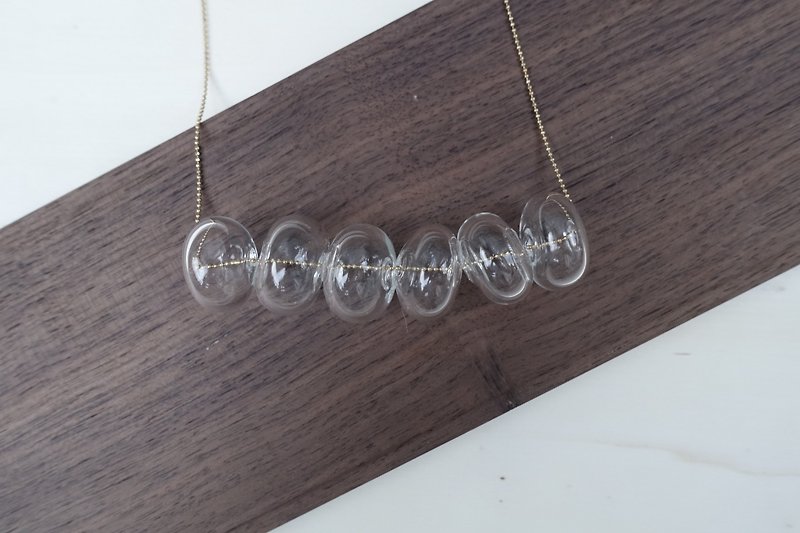 波浪线条串串简约玻璃颈链 项链 (金) - 项链 - 玻璃 白色
