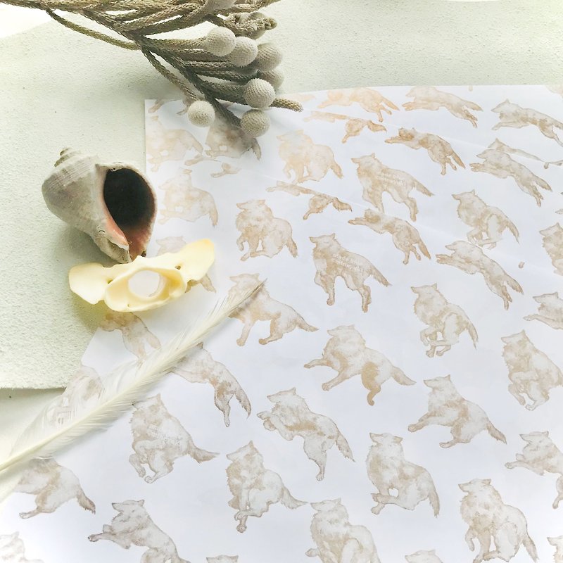 Running wolf -Wrapping paper - 其他 - 纸 金色