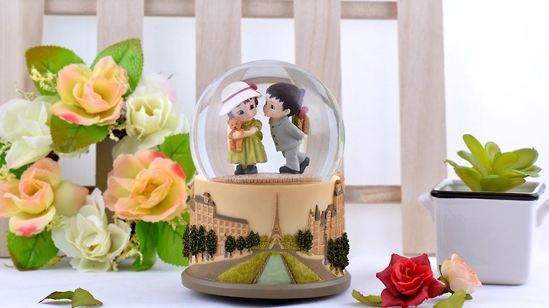 爱在巴黎 水晶球音乐盒 情人节 结婚 生日礼物 居家摆饰 - 摆饰 - 玻璃 
