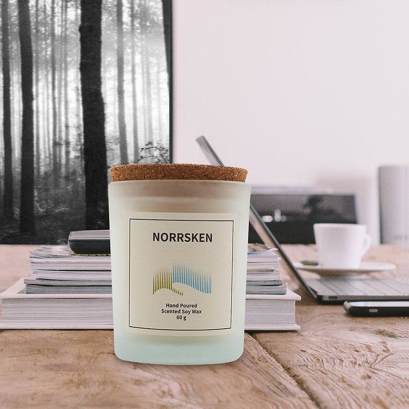 北欧-瑞典设计 60克极光香氛大豆蜡烛 - 草树清新(小) - 蜡烛/烛台 - 蜡 蓝色