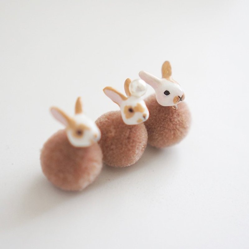 ［独角森林］小奶茶兔毛球 单只耳环／耳夹 - 耳环/耳夹 - 其他材质 