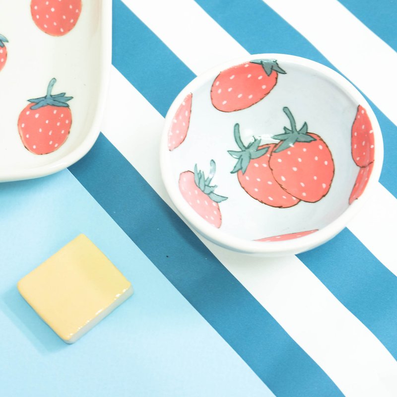 Strawberry Dipping Cup - 茶具/茶杯 - 陶 红色