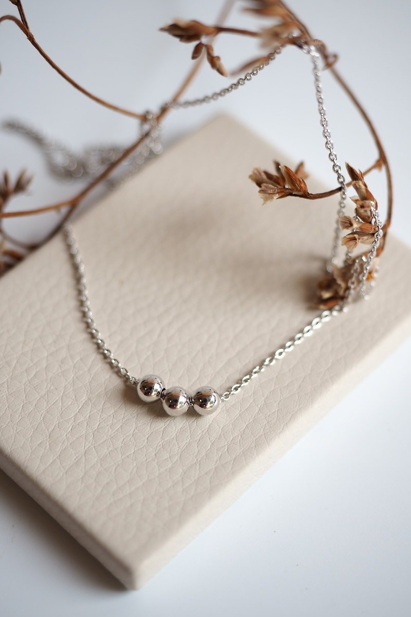 Silver triple floating silver bead necklace - 项链 - 纯银 银色