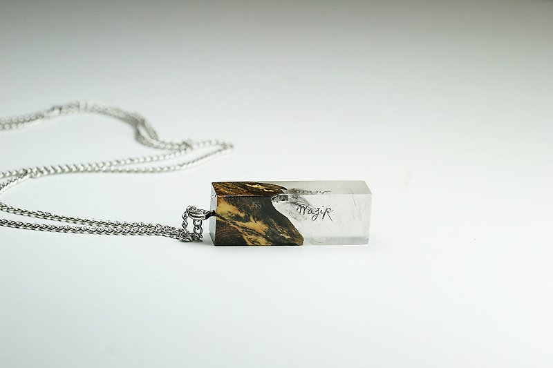 Glow in the dark with Your Signature x Darkness necklace (from Burl wood) - 项链 - 木头 黑色