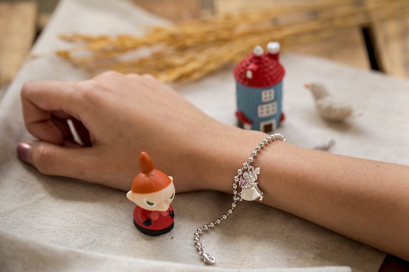 Bracelet with Pink Crystal -  Little MY pendant - 手链/手环 - 其他金属 粉红色