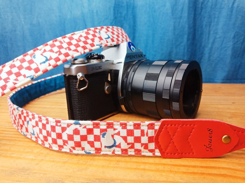 2.5舒压相机背带-小力士-日系和风-穿搭的活泼亮点 - 相机 - 棉．麻 红色
