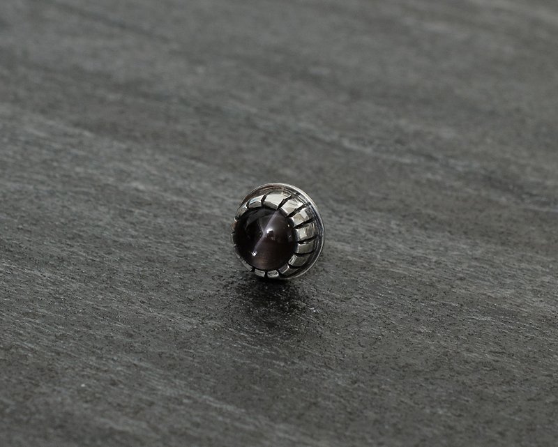 硅线石猫眼耳针 - 耳环/耳夹 - 纯银 银色