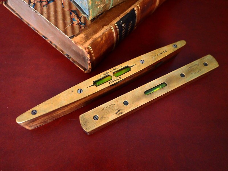 英国古董黄铜/橡木制梭子型水平仪 大款 单件售 - 摆饰 - 木头 