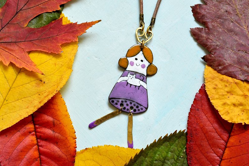 Girl and cat necklace, Cat fan necklace, Cat necklace, Enamel necklace,  - 项链 - 珐琅 紫色