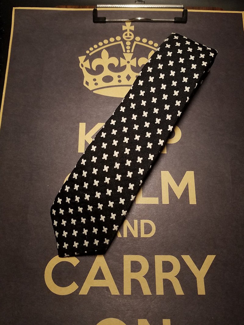 黑色刺绣领带窄版英伦风时尚领带 - 领带/领带夹 - 棉．麻 黑色